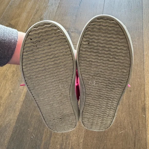 Boutique Kids Pink Glitter Sneakers (Golden goose look a like!) - Picture 3 of 6
